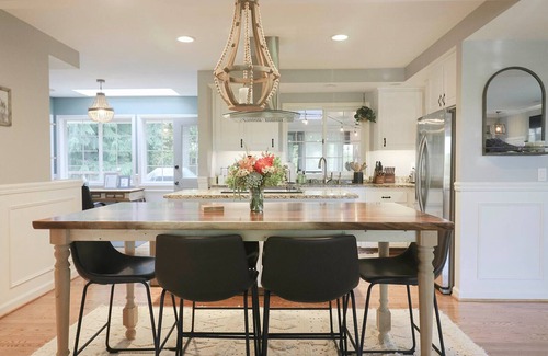 Port Angeles East House | Family-Friendly Retreat with Hot Tub & Ocean Views