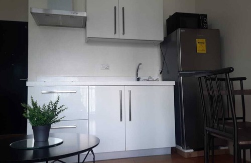 Luzon Apartment | Elegant Studio at Acqua Livingstone with Private Pool