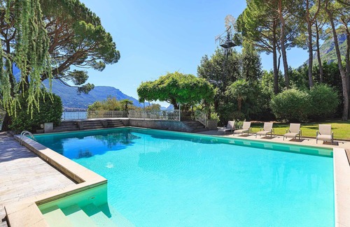 Vassena Villa | Elegant Villa with Pool and Lakeshore Garden Retreat