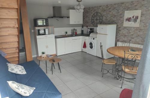 Tour-en-Bessin House | Pet-Friendly Retreat at Claude et Astrid – Rated 8.8/10