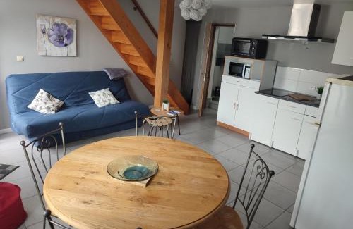 Tour-en-Bessin House | Pet-Friendly Retreat at Claude et Astrid – Rated 8.8/10