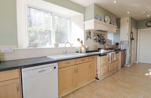 Glasserton House | CLAYMODDIE, pet friendly, with open fire in Isle Of Whithorn