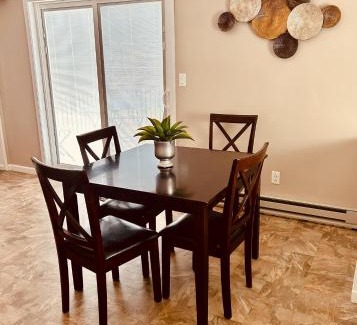Clayton Apartment | Clayton Dahlia Retreat