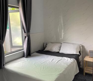 Quang Dien House | Guest Rated 10/10: Cle Homestay with Ocean View and Kitchen