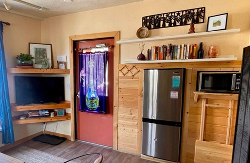 Lava Hot Springs Cabin | Guest Rated: 9.8 Cabin Close to River and Hot Pools
