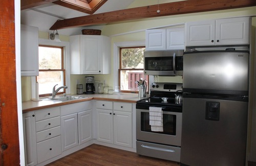 North Eastham Cottage | Quiet North Eastham Cottage with Pool Near Beautiful Beaches