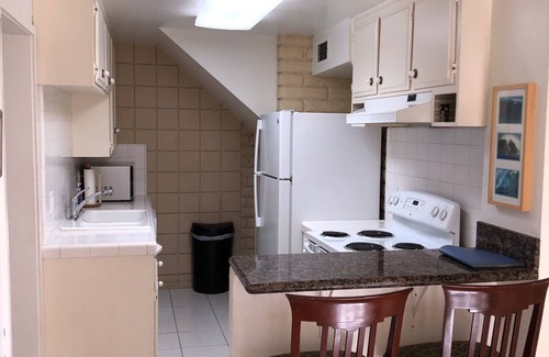 Balboa Peninsula Apartment | Beachside Apartment with Pool & Ocean View, Rated 9.8/10