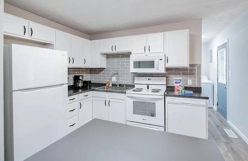 Hemlock House | Classic Ranch Retreat: Pet Friendly with Fenced Yard