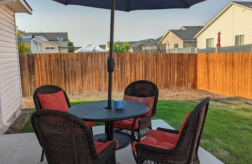 Caldwell House | Immaculate Home with Breakfast in a Serene Neighborhood