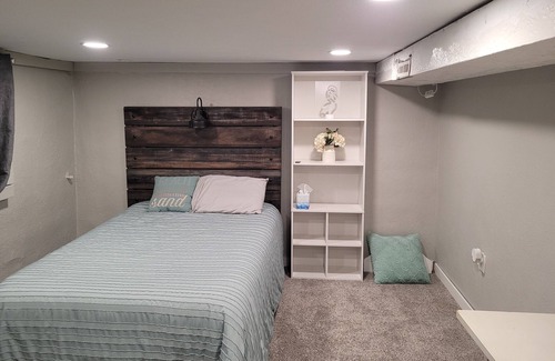 Clarkston House | Convenient Downtown Clarkston Stay for Families & Pets