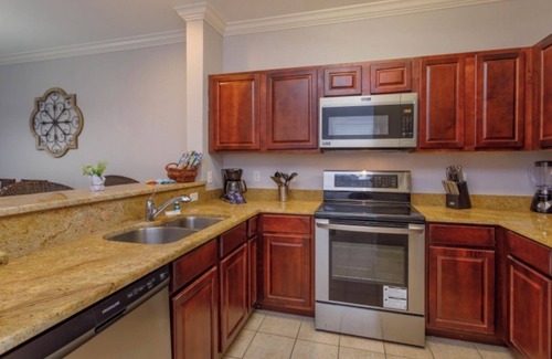 Four Corners Condo | Immaculate Three Bedroom Condo with Pool Near Disney & Golf