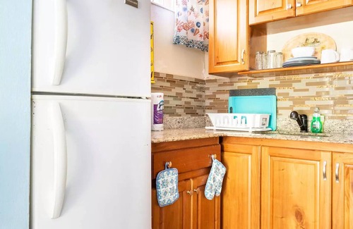 Tower Isle Apartment | Serene Getaway with Pool, Ocean View & Spa Amenities