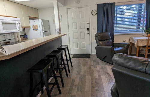 Dunnellon Condo | Immaculate Condo with Pool near Withlacoochee & Rainbow River