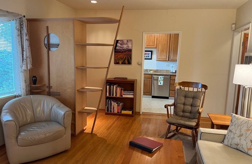 Northwest Berkeley Apartment | Immaculate Stay Near North Berkeley Bart & UC Campus