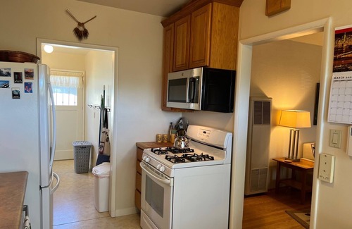 Northwest Berkeley Apartment | Immaculate Stay Near North Berkeley Bart & UC Campus
