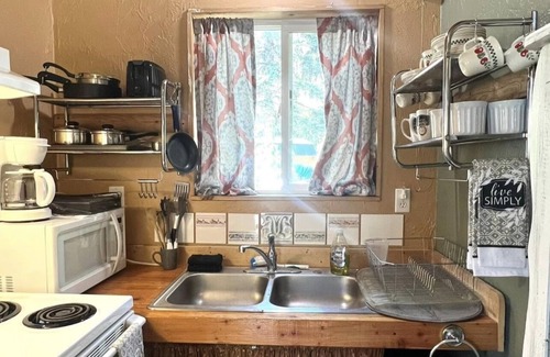 Conconully Cabin | Cozy Cabin Retreat Near Lakes with Family-Friendly Amenities