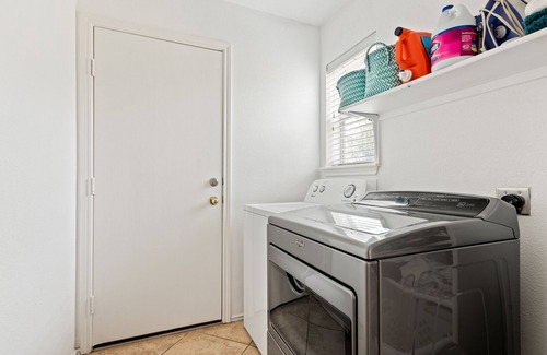 Parkridge Gardens House | Comfortable South Austin Retreat with Pet-Friendly Amenities