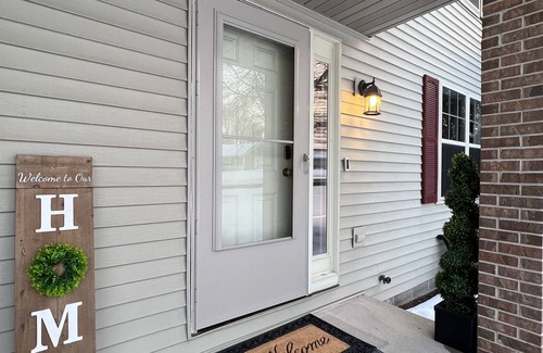 Wausau House | Cozy Retreat Near Granite Peak Ski Area with Spa & Breakfast