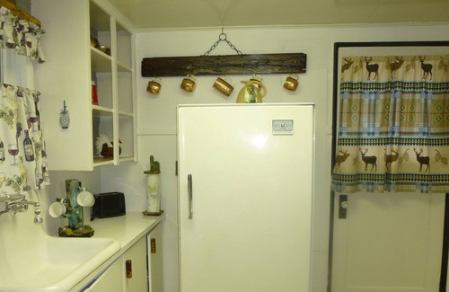 Mullan Cabin | clean,cozy,quite cabin with mountain view