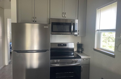 Oak Harbor Condo | Top-Rated Green Cove Condo with Pool and Ocean Views