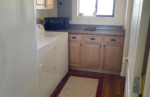 Young House | Inviting Retreat with Scenic Views - Hunt Unit 23 Awaits
