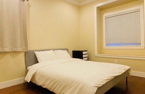 Fraserview House | Welcoming Home in Vancouver with Family-Friendly Amenities