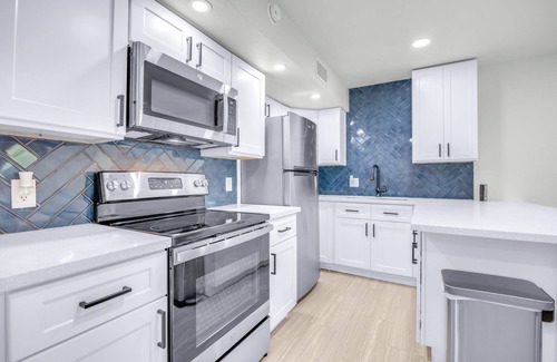 Brazoria Apartment | Clean Remodeled 2-bedroom corporate apt in Brazoria with AC, Wi-Fi, Washer/dryer