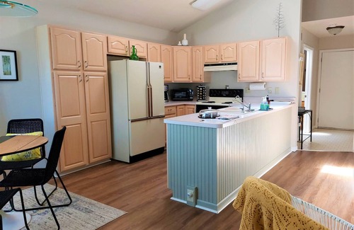 Whittaker Apartment | Serene Guest Suite: Perfect Getaway Near Downtown & Stadium