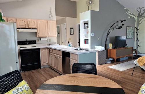 Whittaker Apartment | Serene Guest Suite: Perfect Getaway Near Downtown & Stadium