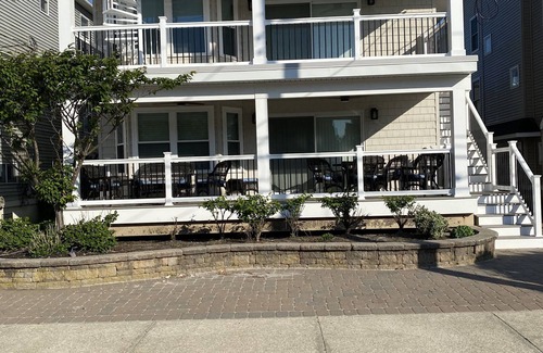 South End Condo | Spacious 4BR Beach Block Condo with Ocean View in OCNJ