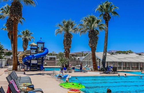 St. George Condo | Inviting Las Palmas Ocean View Unit with Pool & Spa