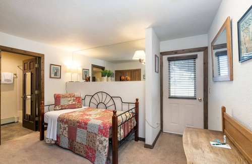 Telluride Hotel | Prime Riverside Suite - Rated 9.4 with Family-Friendly Amenities