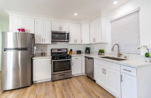 North Hollywood House | Immaculate Home with Yard & Gated Parking, Pets Welcome!