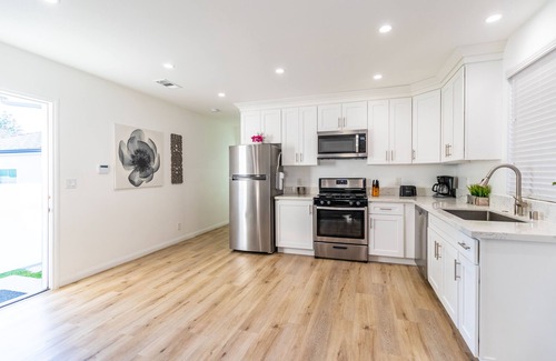 North Hollywood House | Immaculate Home with Yard & Gated Parking, Pets Welcome!