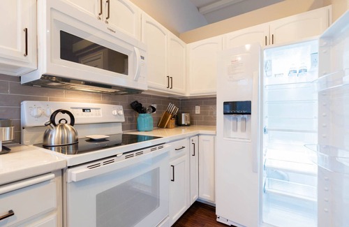 Coeur d'Alene House | Top Family Retreat in Coeur d'Alene with Pool & Spa