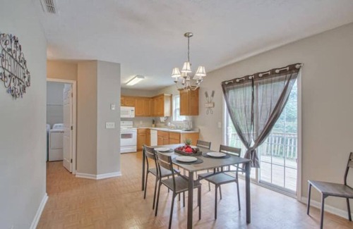 Smyrna House | Stylish Clear Circle: Modern 3BR with Great Amenities!