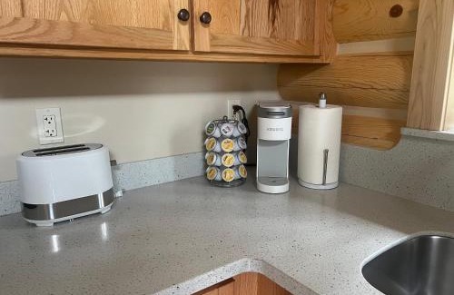 Seward House | Idyllic Stay at Clear Creek Cabin - Rated 9.6/10!