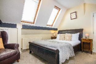 York Hotel | Experience Comfort at Clementine's Town House Hotel