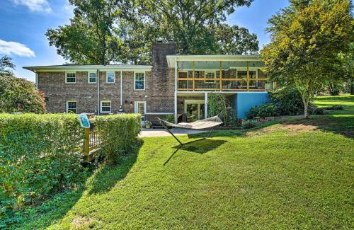 Clemson House | Convenient Clemson Retreat Steps from Memorial Stadium