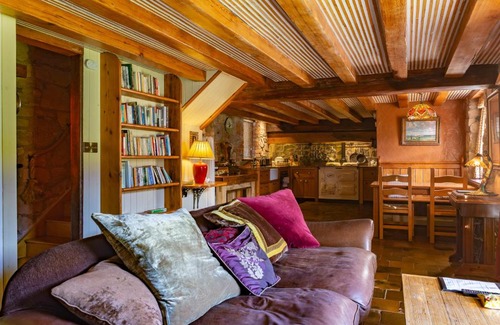 Craigavon House | Inviting Clenaghans: Guest-Rated 9.2 with Family-Friendly Perks