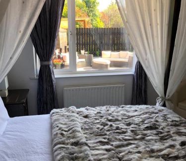 Hilltown House | Experience Cleomack House: Family-Friendly Getaway