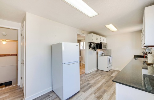 Cleveland Cottage | Pet-Friendly Cleveland Home with Fenced Yard, 10 Mi to City