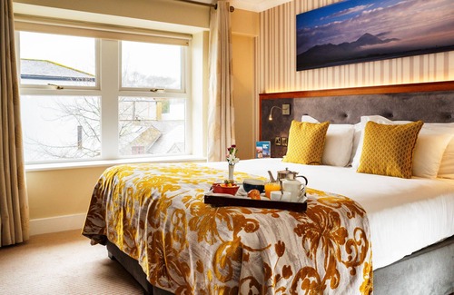 Westport Hotel | Exceptional Clew Bay Hotel: Pool, Restaurant & Family Friendly