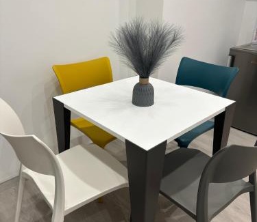 Ercolano Apartment | Highly Rated Cliò Guest House: Family-Friendly Retreat