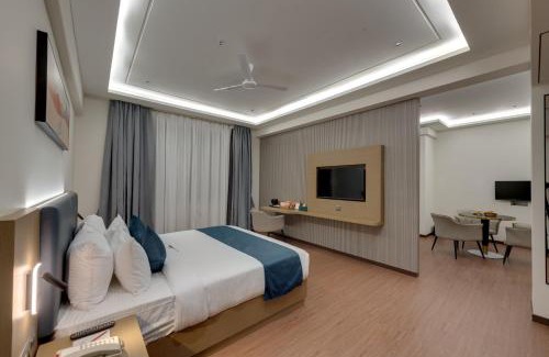 Shirur Hotel | Click Collection Shikrapur, Ranjangaon