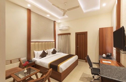 Bareilly Hotel | Family-Friendly Click Collection Sparsh in Bareilly