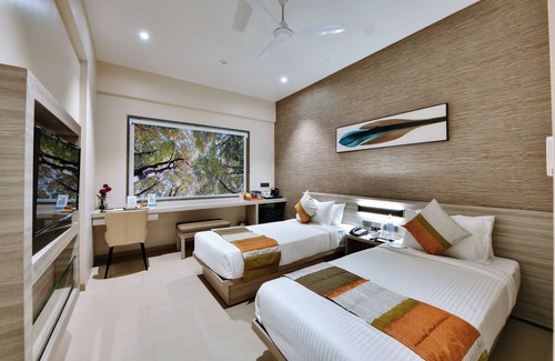 Rau Hotel | Discover Click Hotel Pithampur: Family-Friendly Retreat