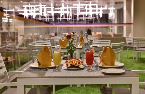 Rau Hotel | Exceptional Click Hotel Pithampur: Family-Friendly Retreat