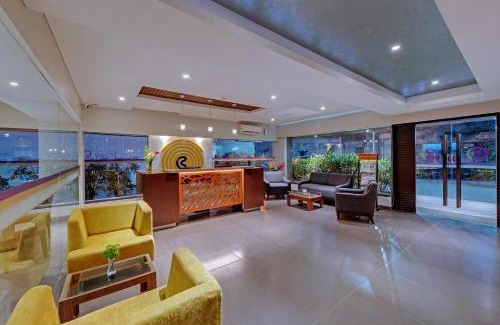 Sayajiganj Hotel | Convenient Stay at Click Hotel Vadodara by Railway Station