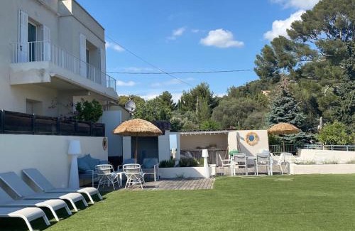 Cassis Villa | Discover Oceanfront Bliss at The Secret Provence Gem